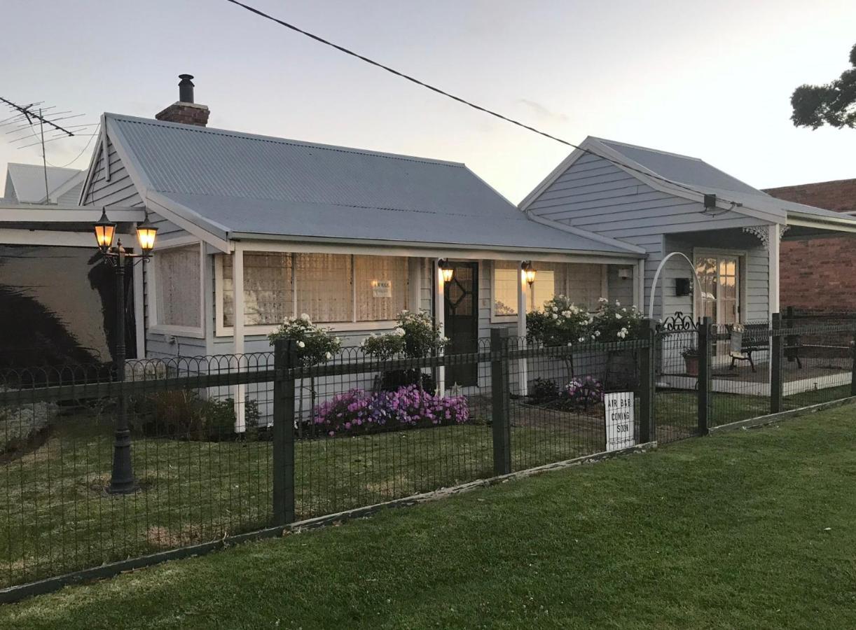 That Seaside Cottage - Fully Equipped Home, 4 Bedrooms On The Foreshore Tooradin Exterior photo