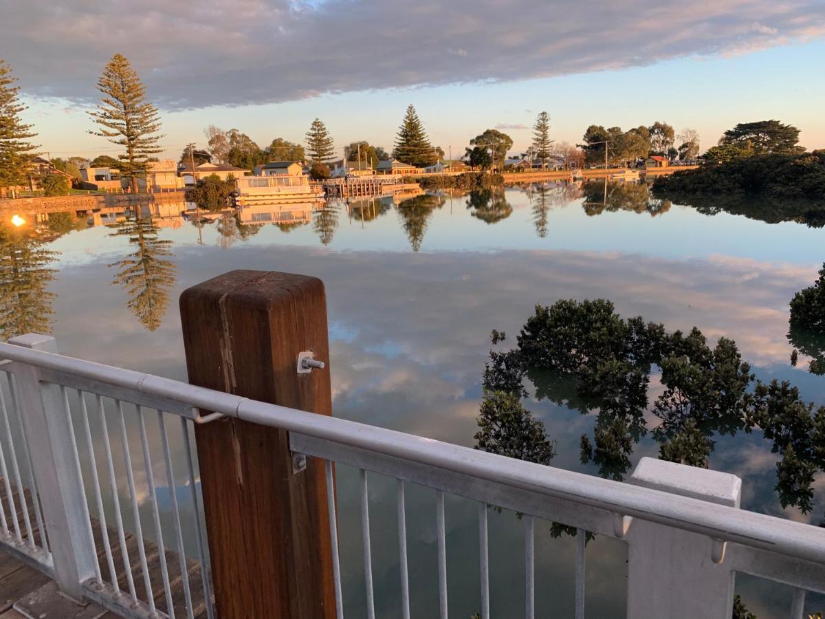 That Seaside Cottage - Fully Equipped Home, 4 Bedrooms On The Foreshore Tooradin Exterior photo